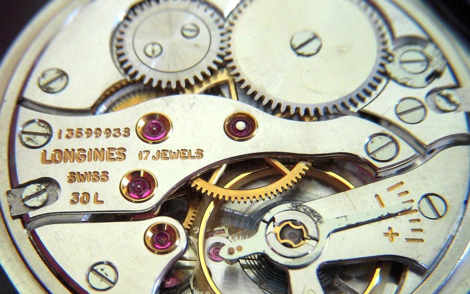 Clockwork, movement and watch